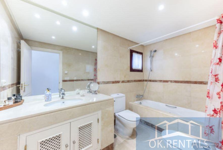 For sale of apartment in San Pedro de Alcántara