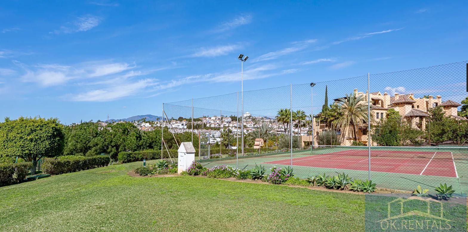 For sale of house in Estepona