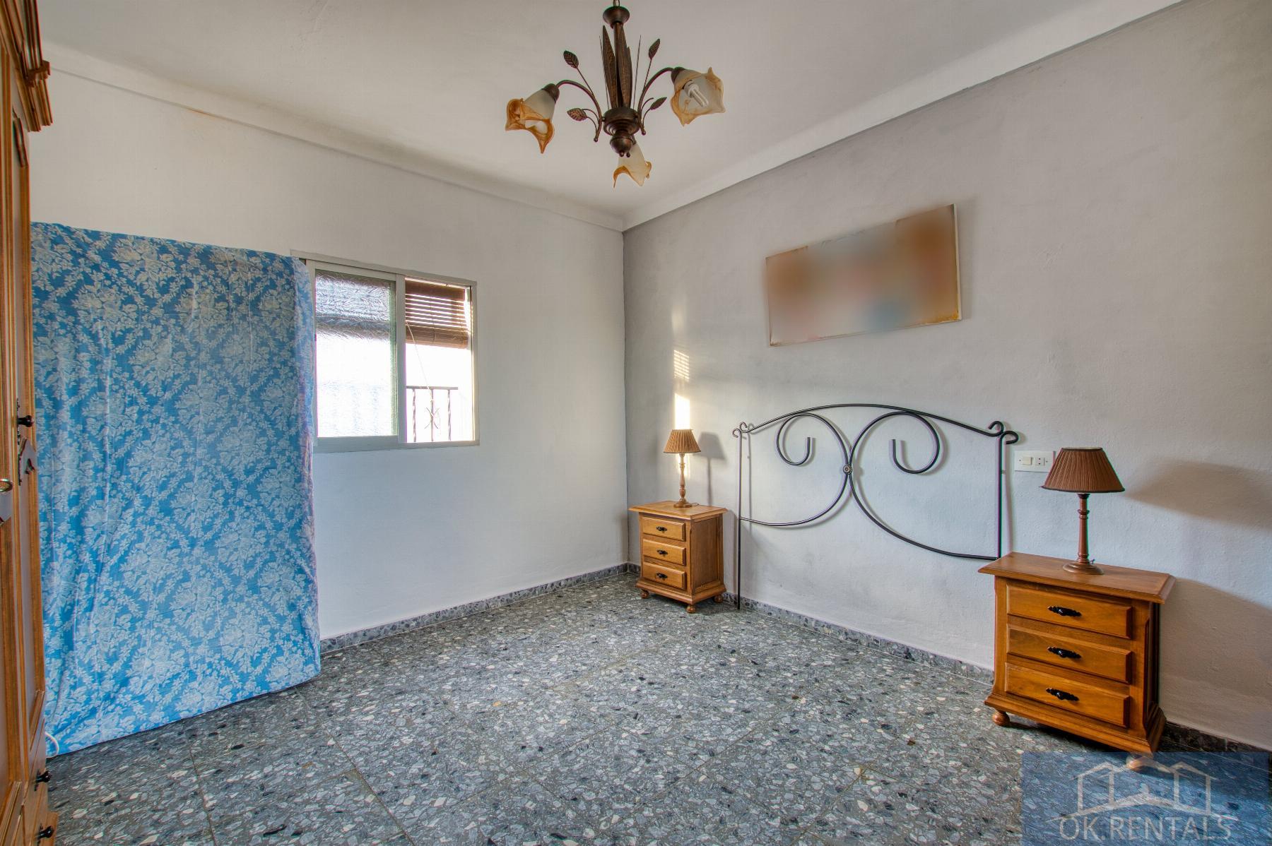 Venta de casa en Benamargosa