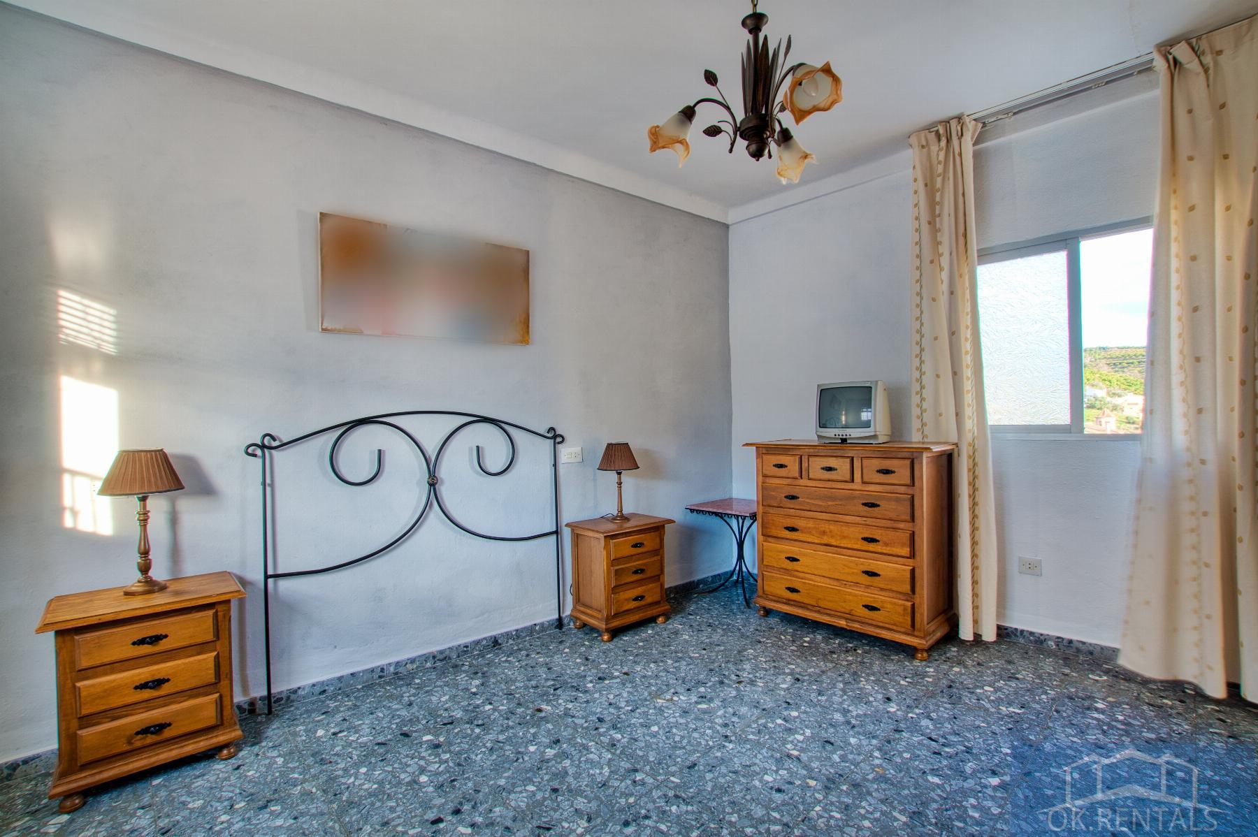 Venta de casa en Benamargosa