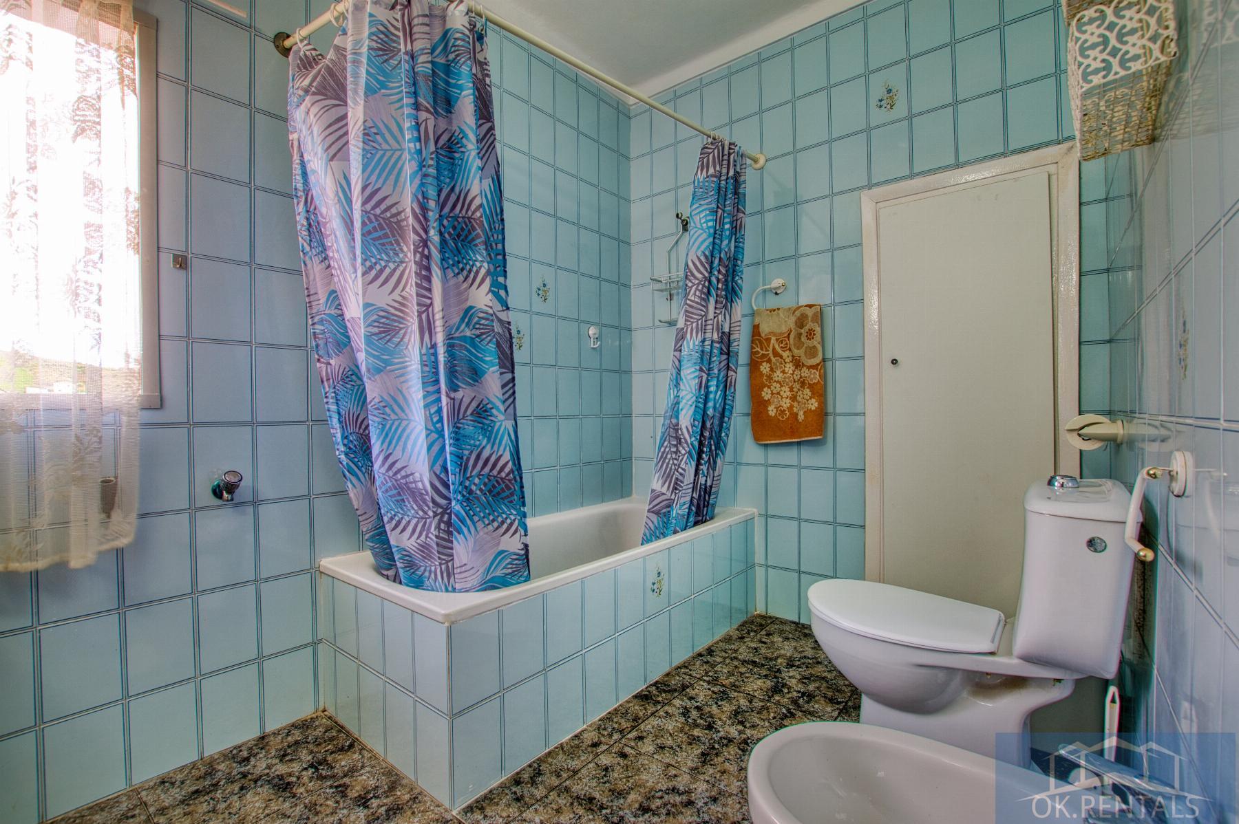 Venta de casa en Benamargosa