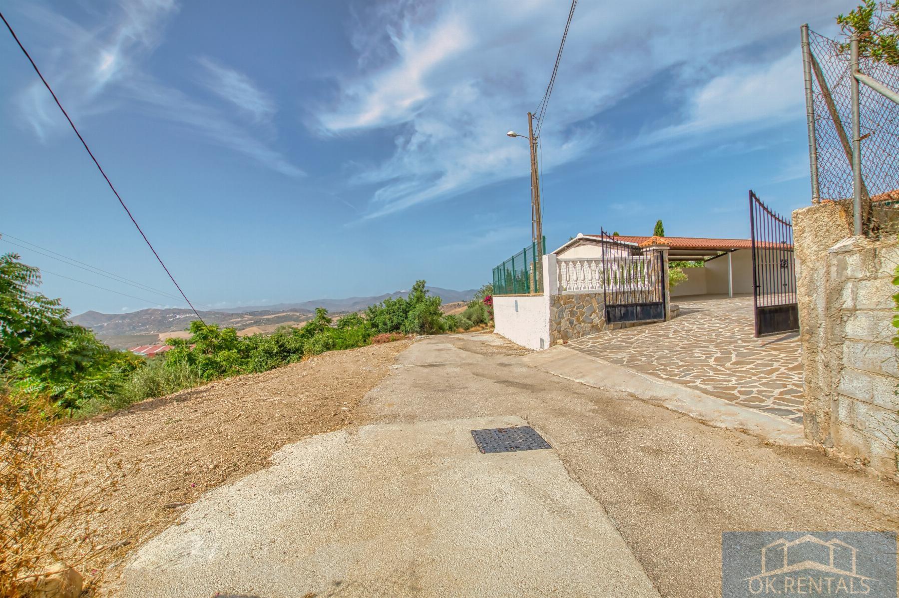 Venta de finca rústica en Periana