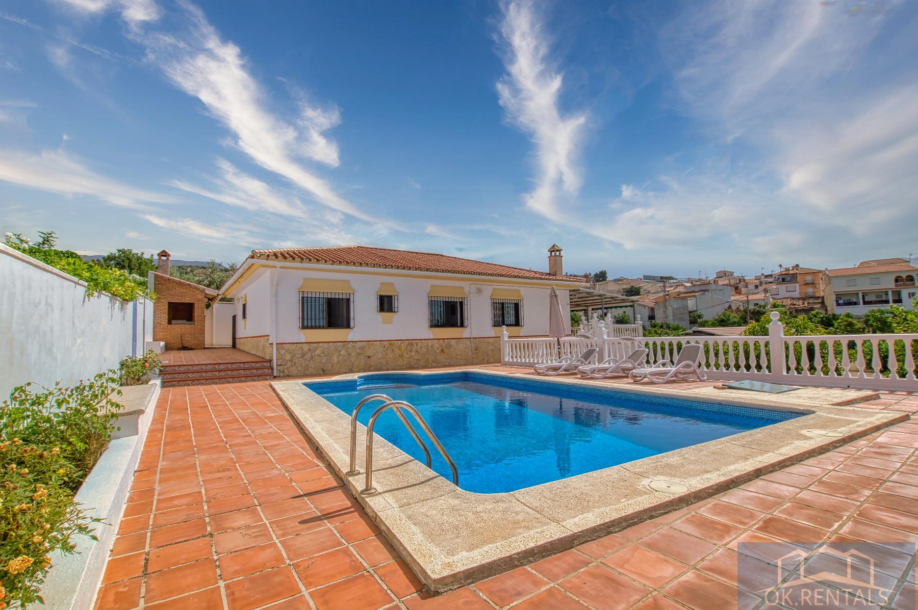 Venta de finca rústica en Periana