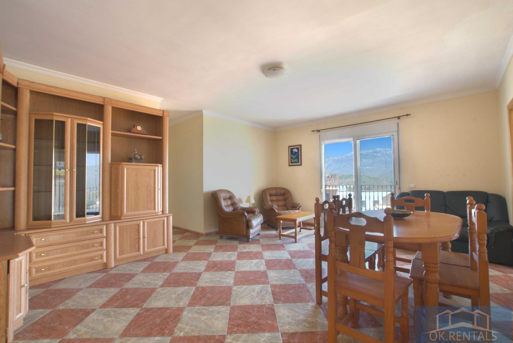 For sale of apartment in Benamocarra