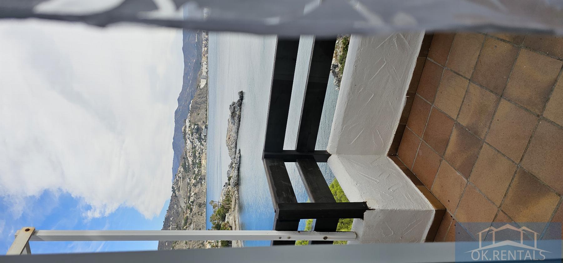 For rent of apartment in La Herradura