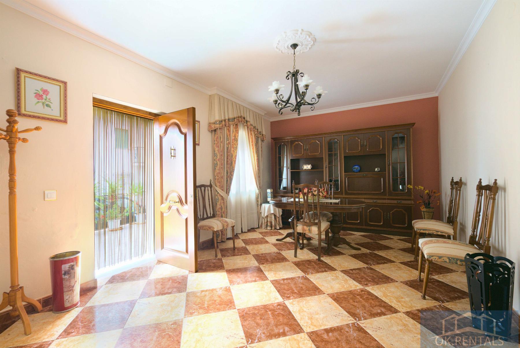 For sale of house in Periana