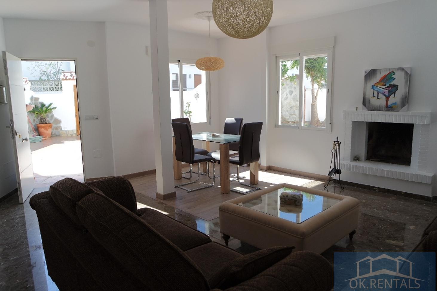 Venta de chalet en Torrox-Costa