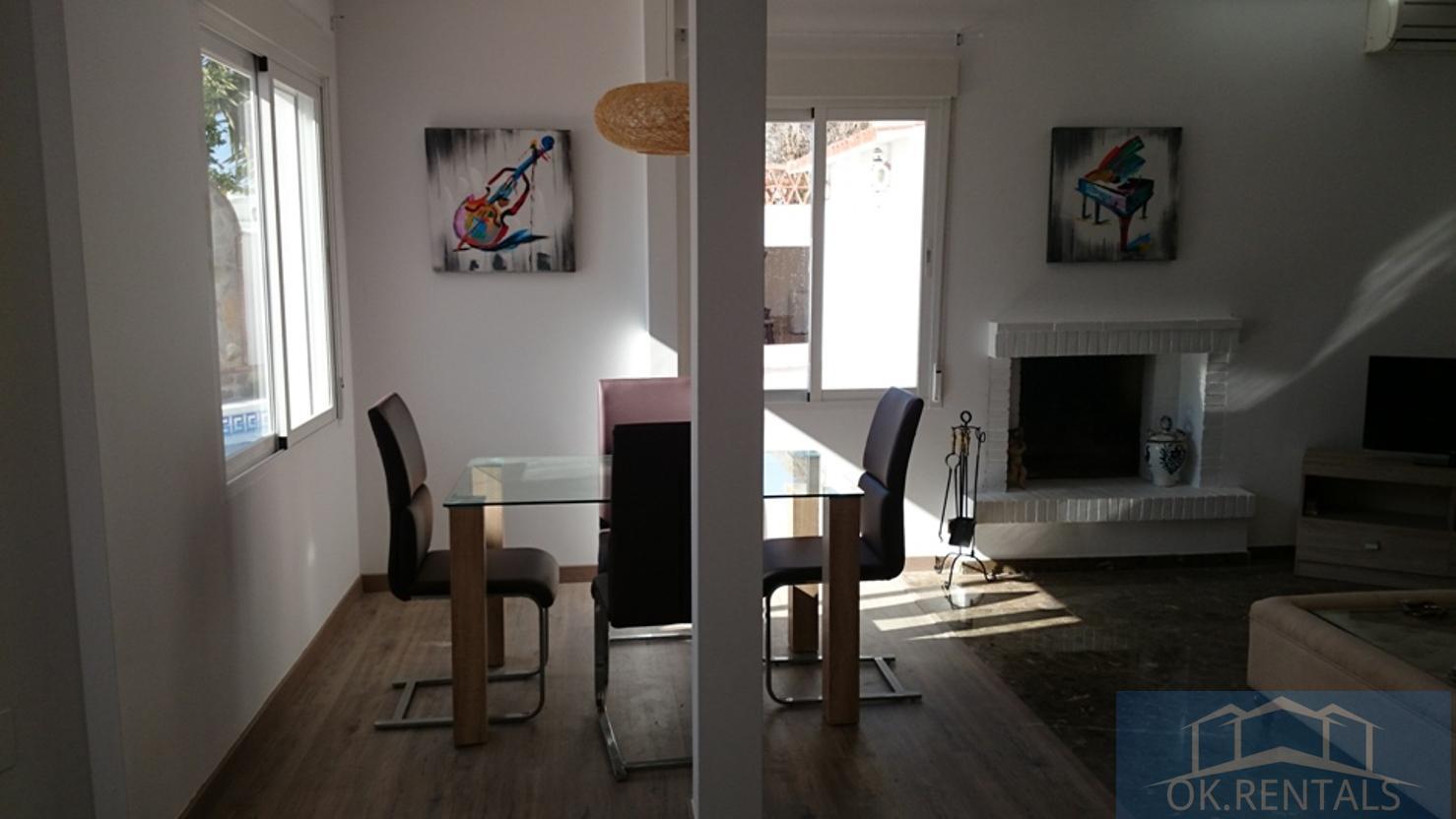 Venta de chalet en Torrox-Costa