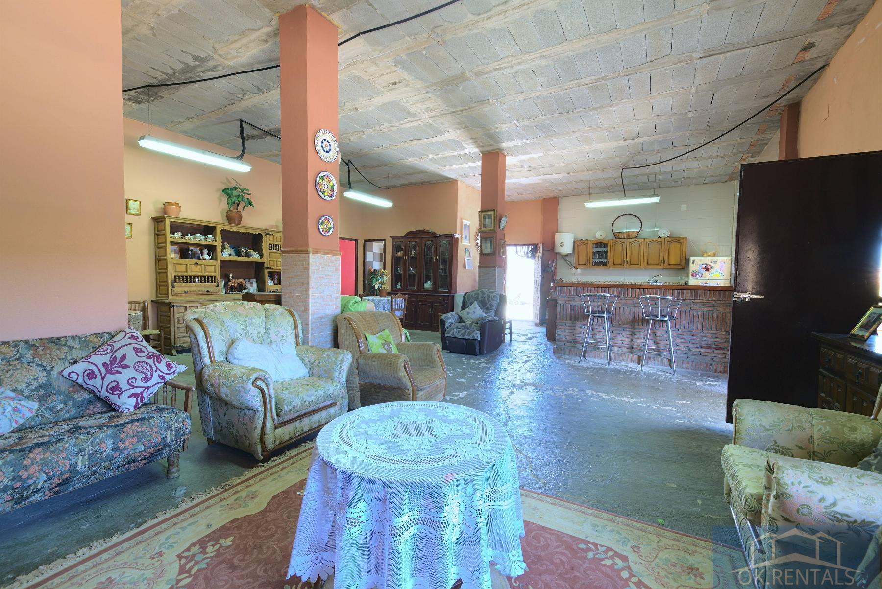 Venta de finca rústica en La Viñuela