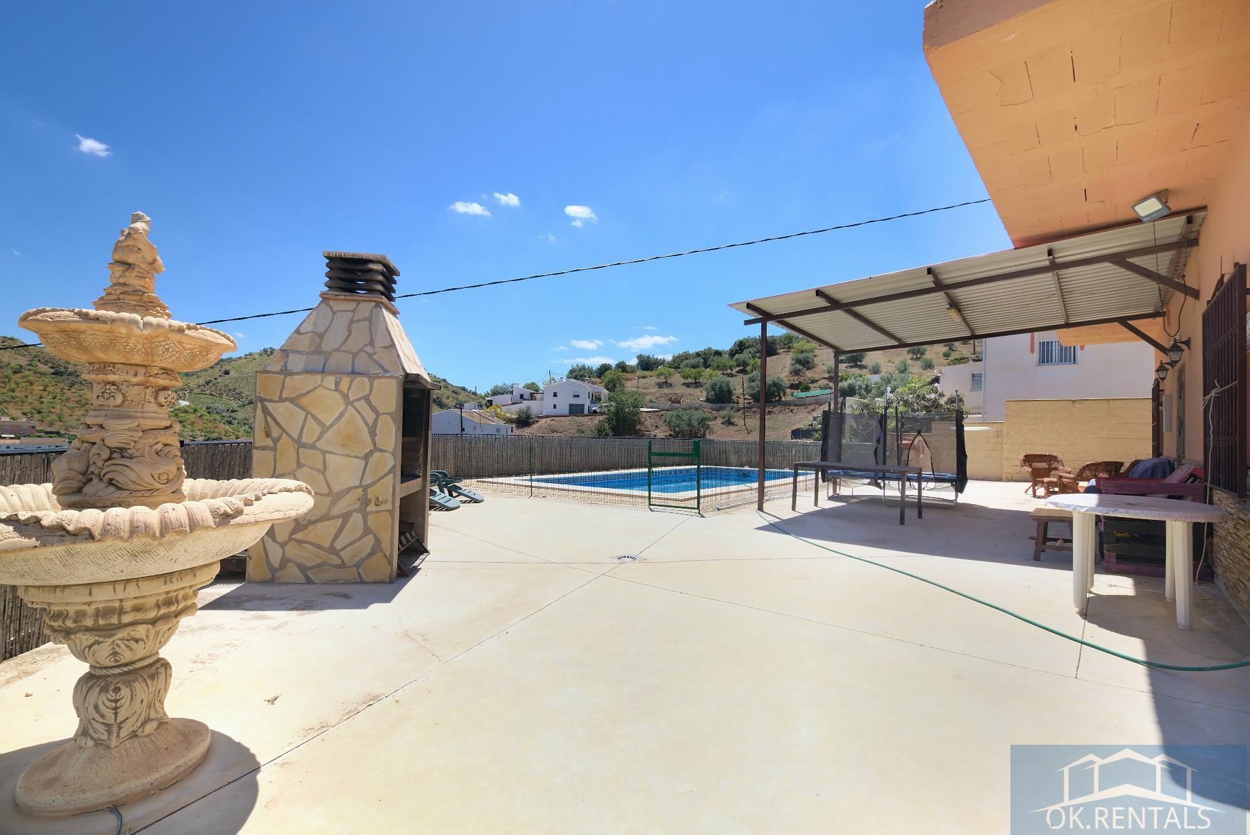 Venta de finca rústica en La Viñuela