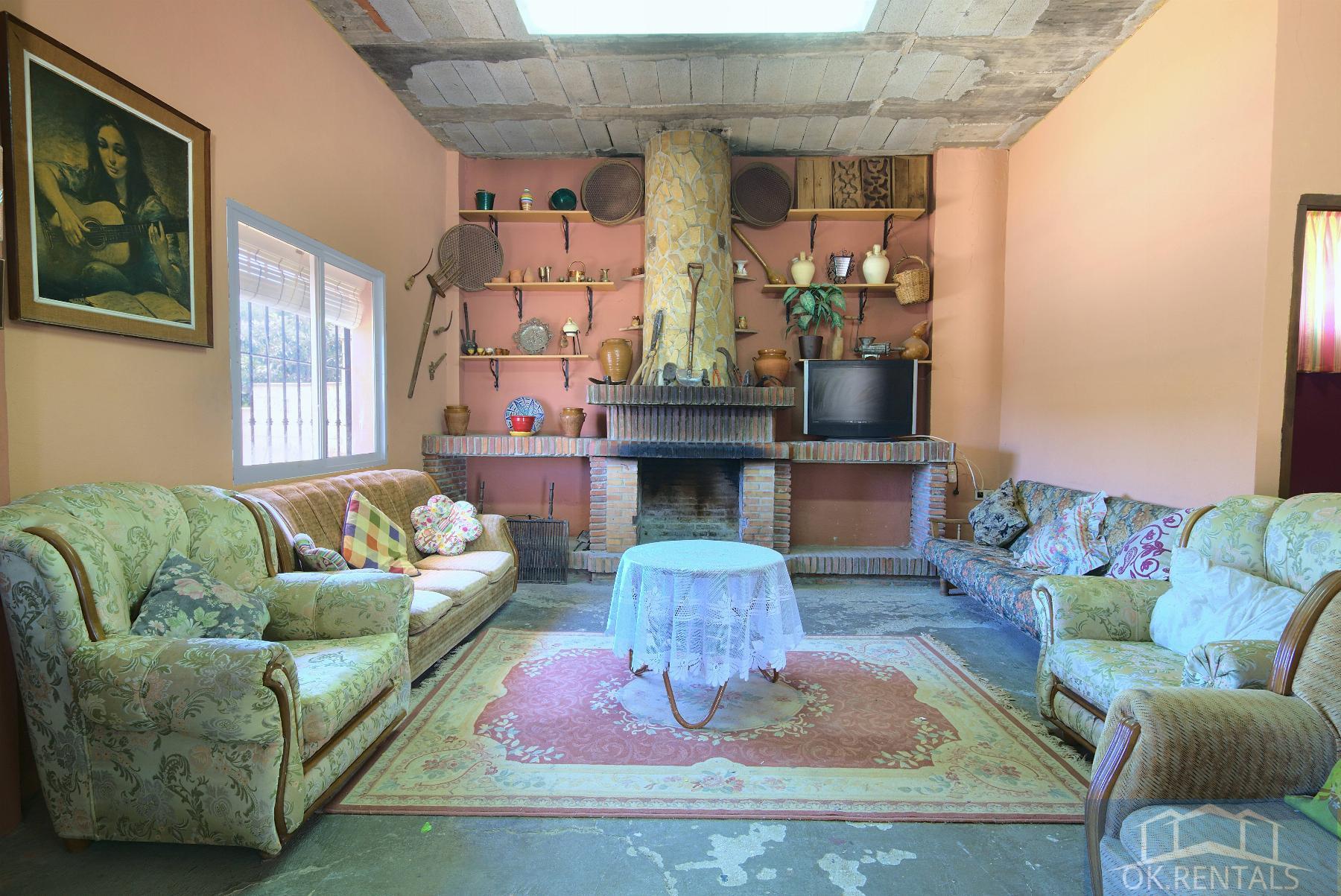 Venta de finca rústica en La Viñuela