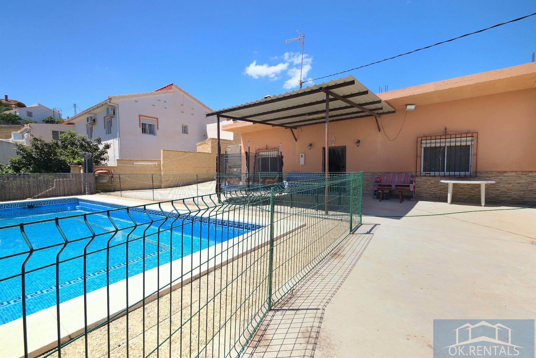 For sale of rural property in La Viñuela