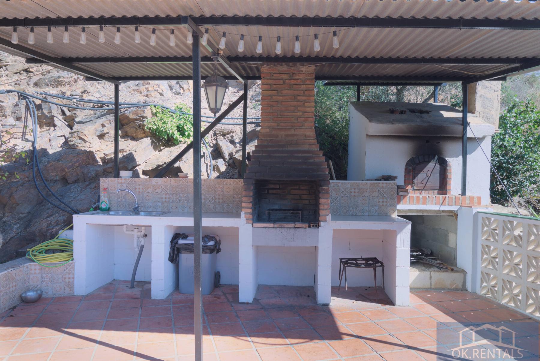 For sale of rural property in Sayalonga