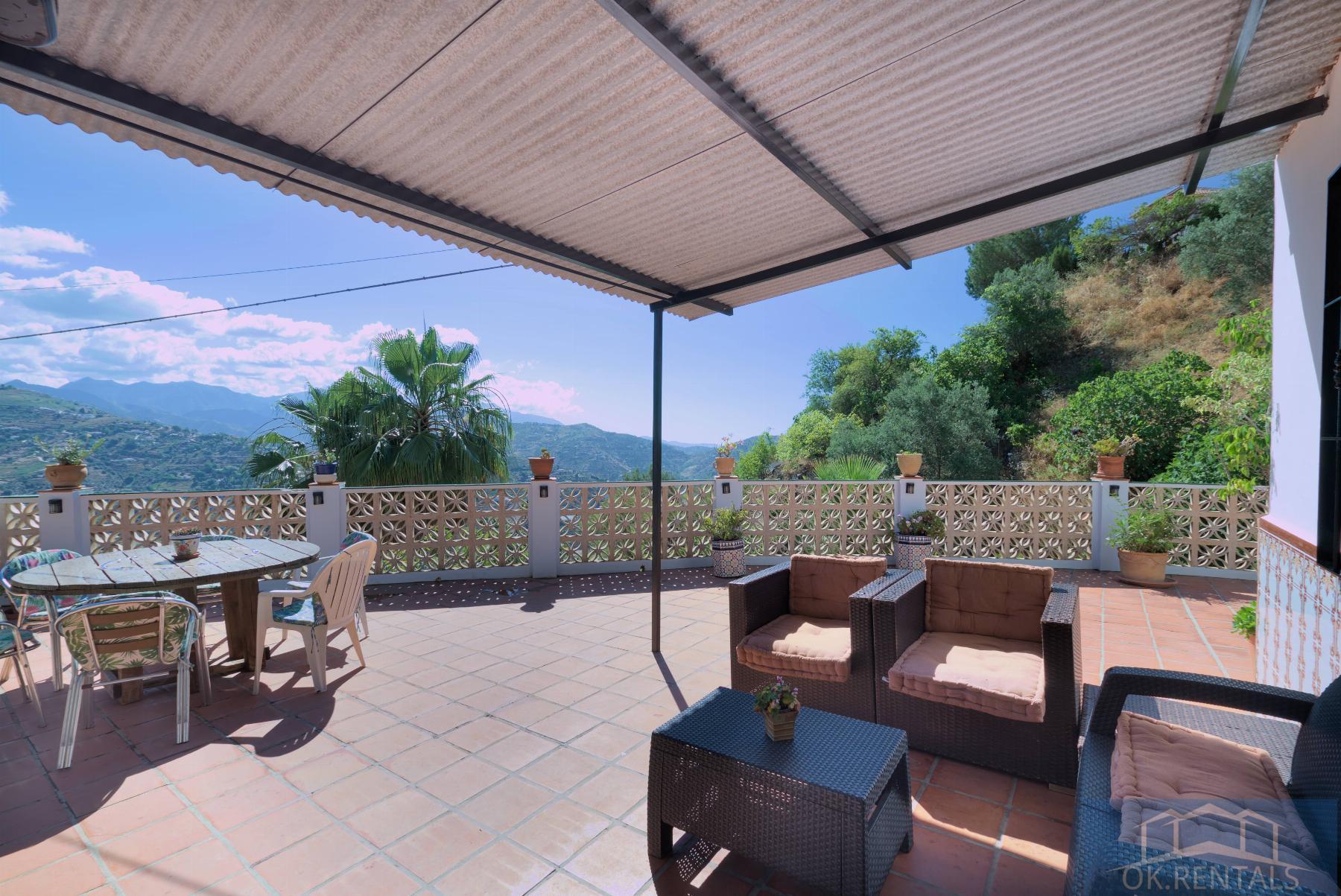 For sale of rural property in Sayalonga