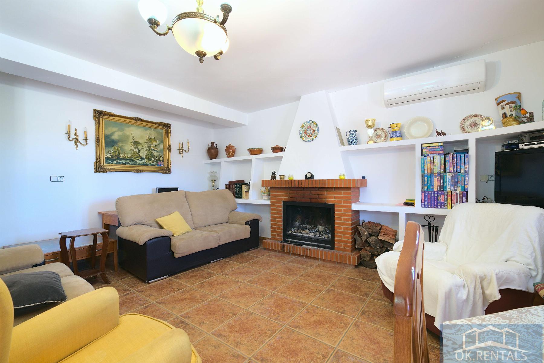 Venta de casa en Comares