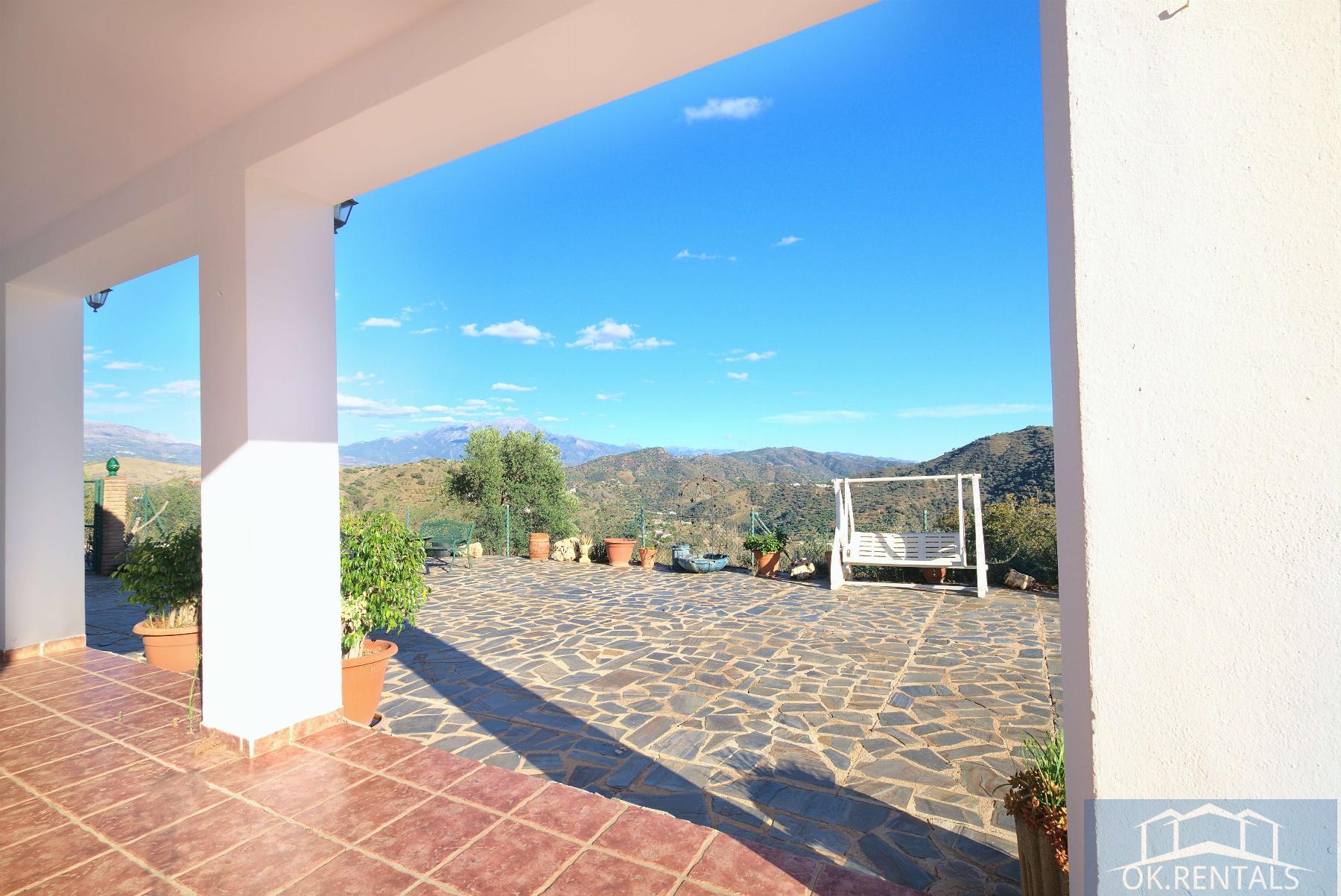 Venta de casa en Comares