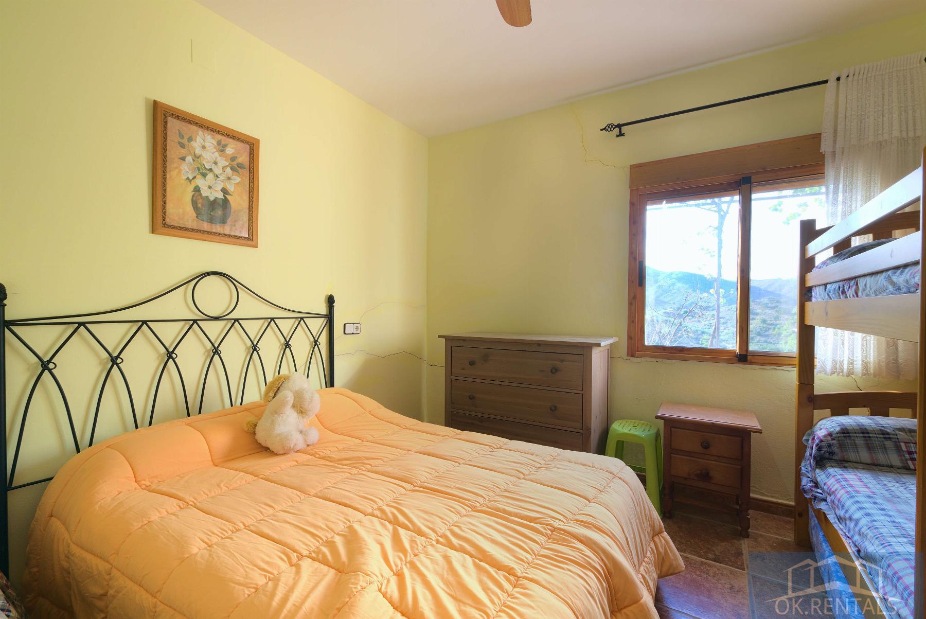 Venta de casa en Comares