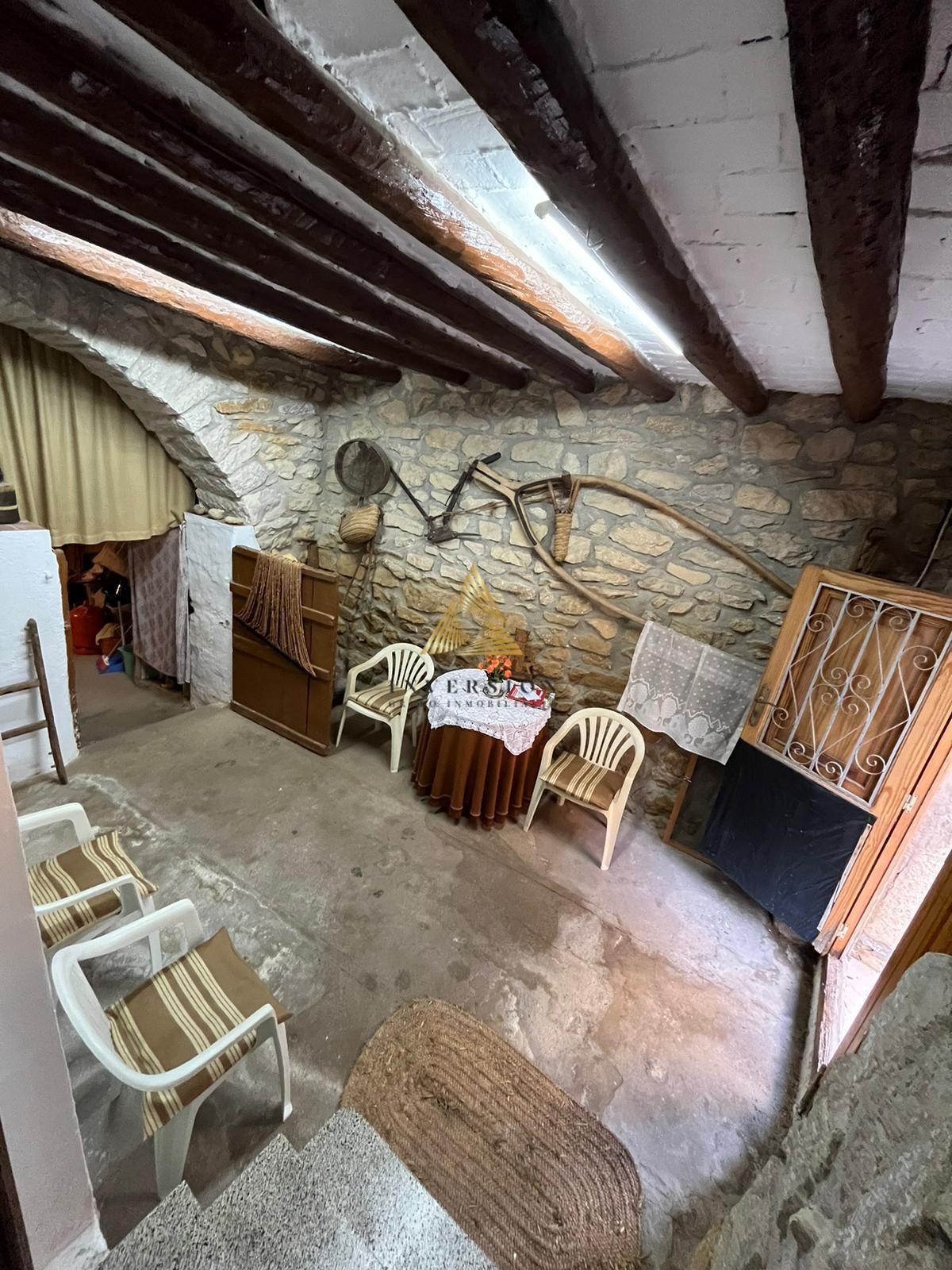 Venta de casa en Cervera del Maestre