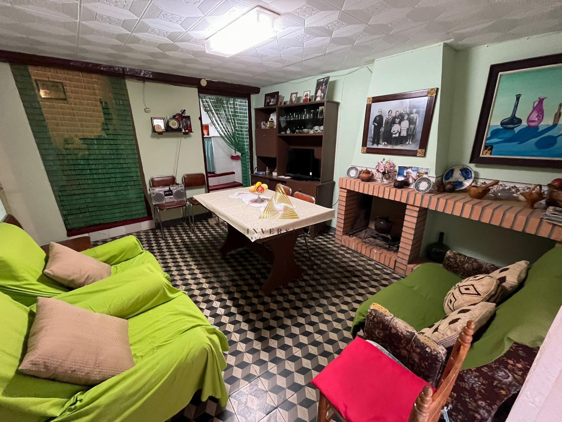 Venta de casa en Cervera del Maestre