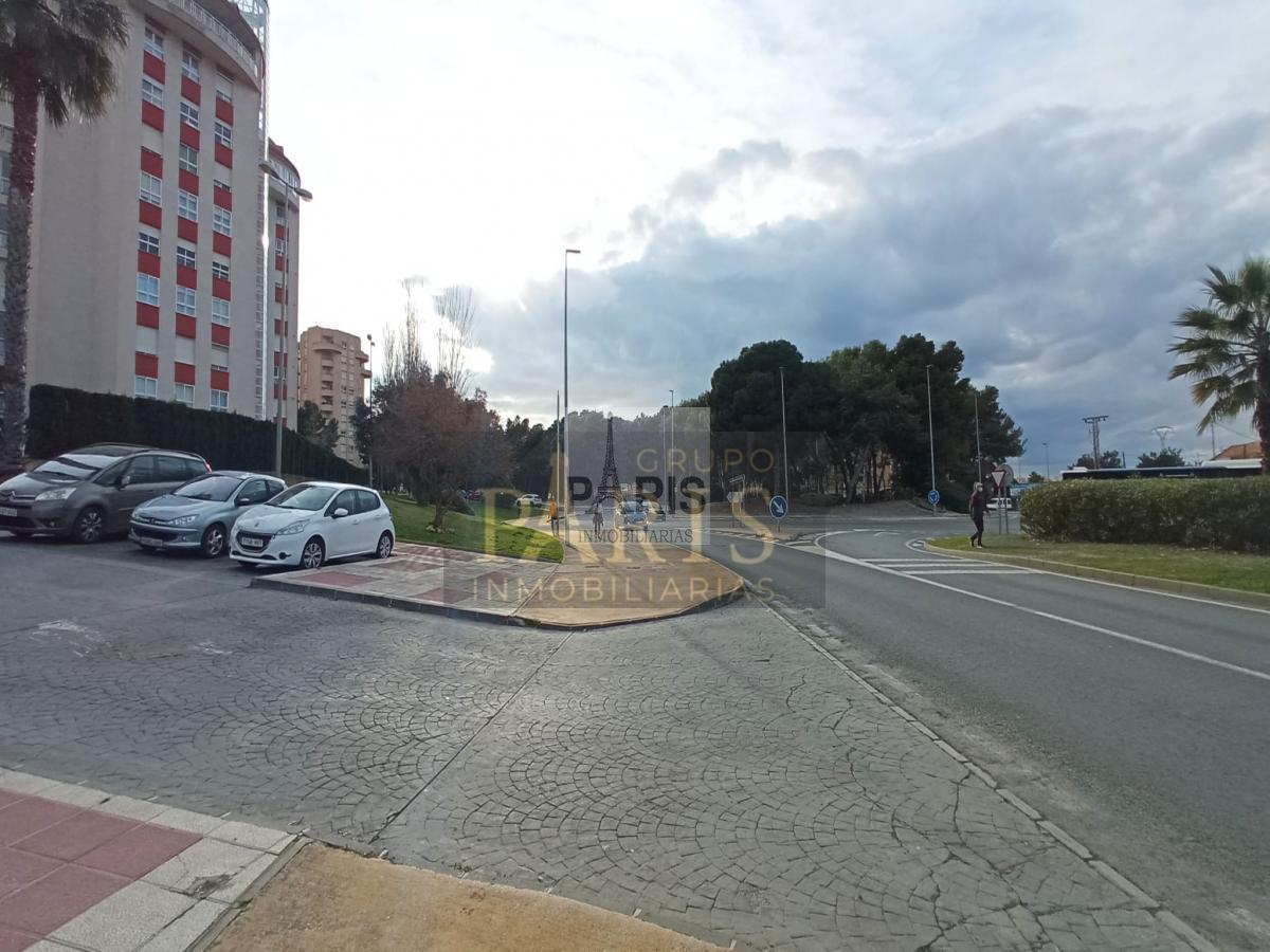For sale of garage in Cartagena