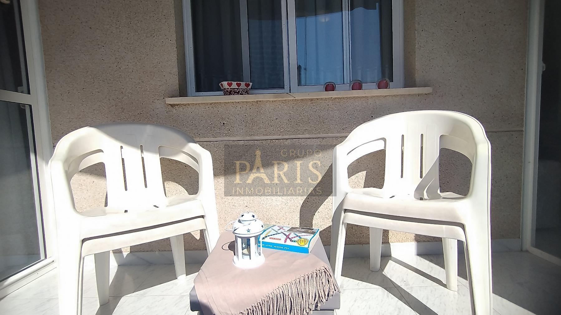 For sale of flat in Los Alcázares