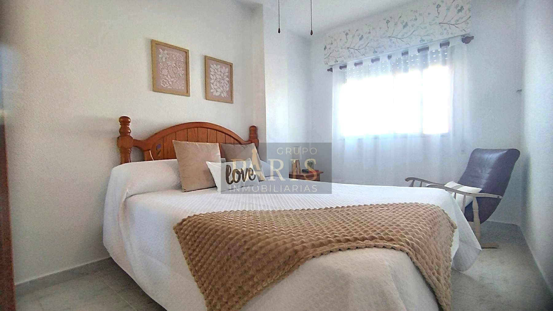 For sale of flat in Los Alcázares