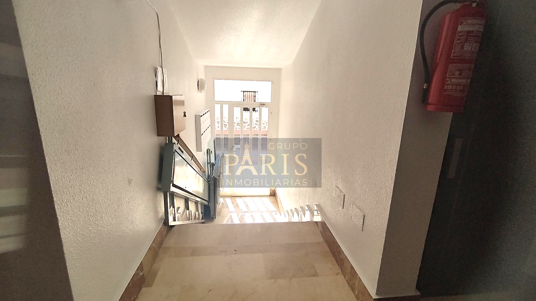 For sale of flat in Los Alcázares