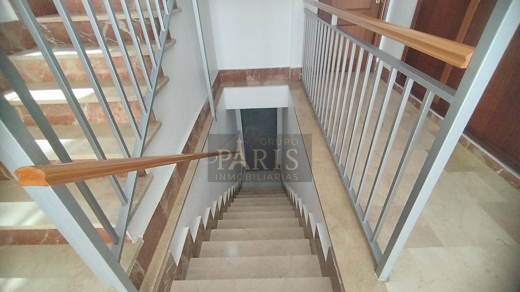 For sale of flat in Los Alcázares