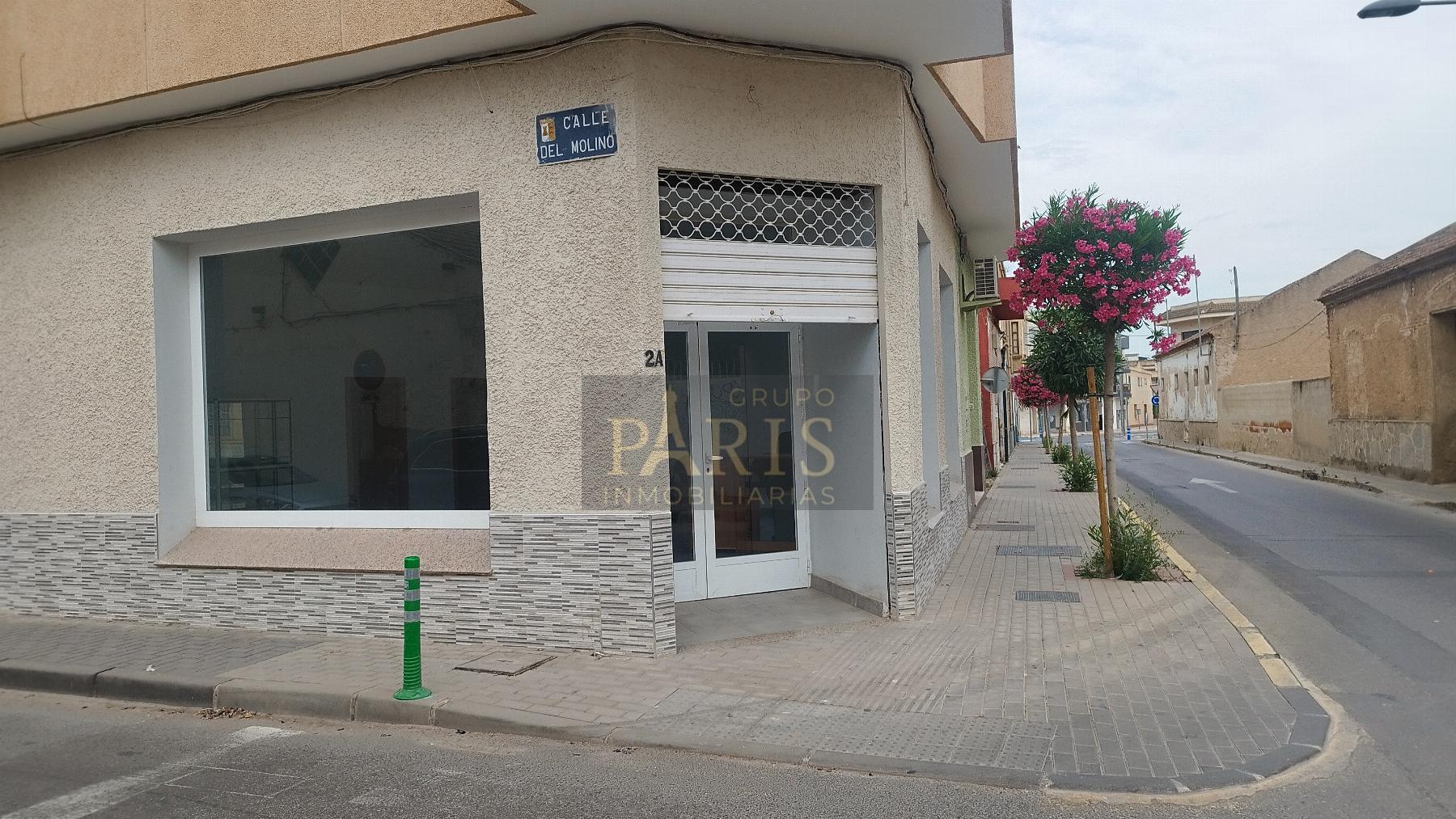 For rent of premises in Torre Pacheco