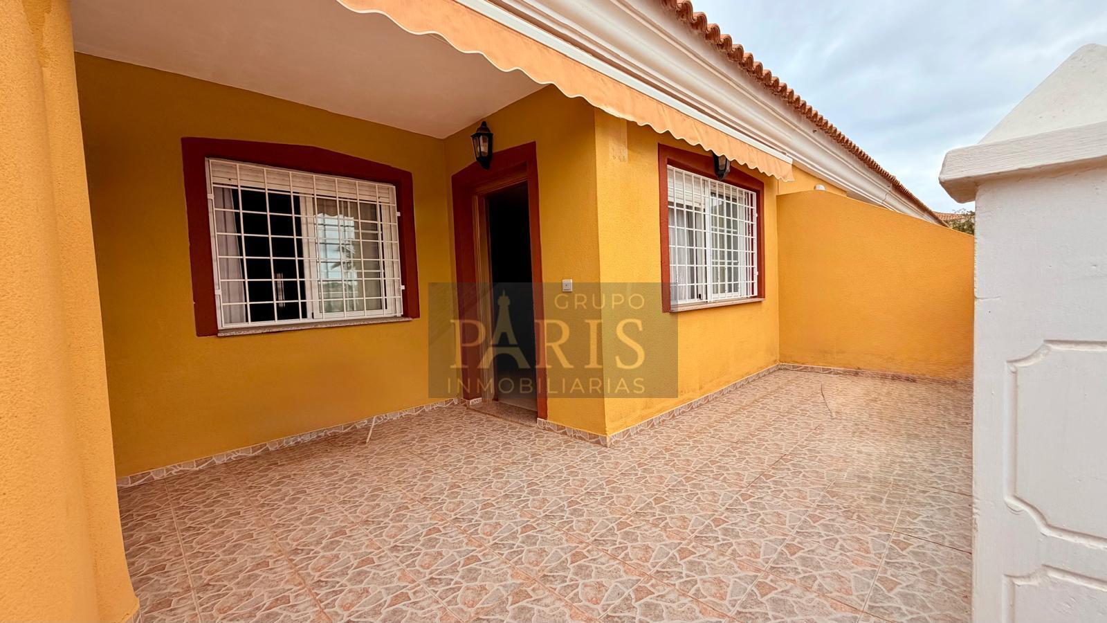Venta de chalet en Los Nietos