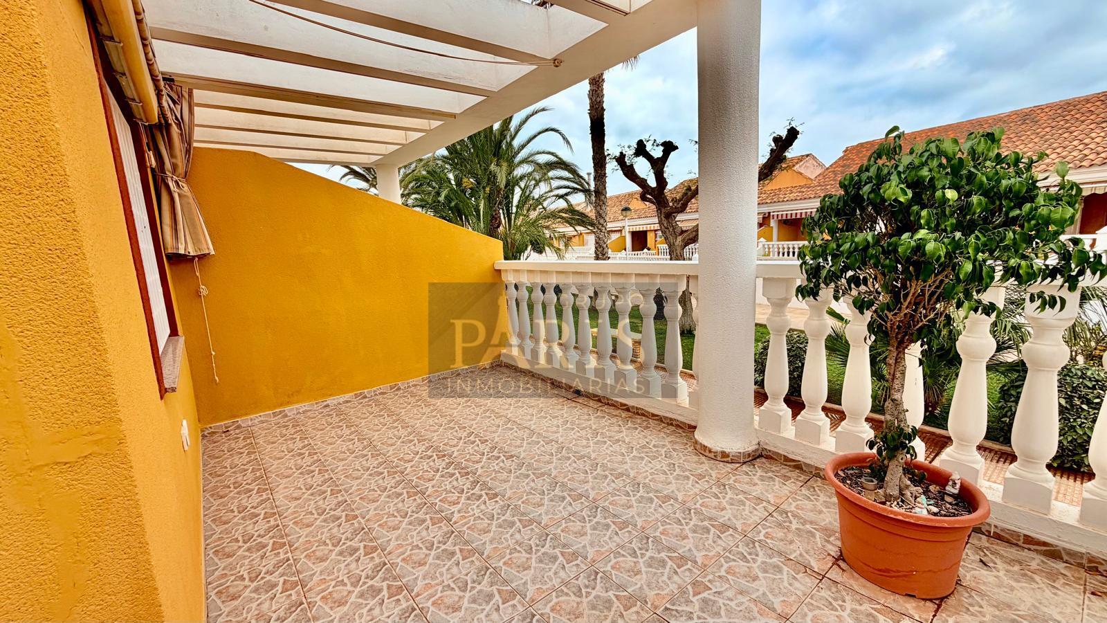 Venta de chalet en Los Nietos