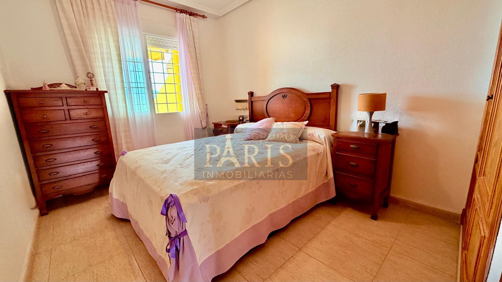 Venta de chalet en Los Nietos