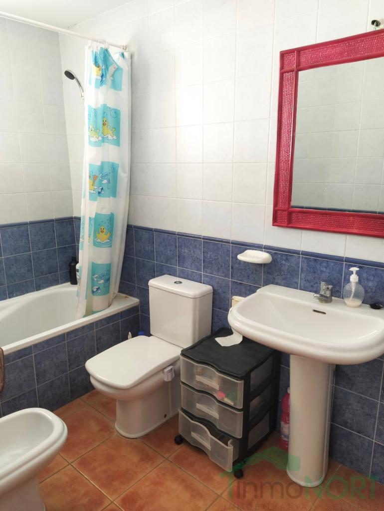 For sale of duplex in Los Alcázares