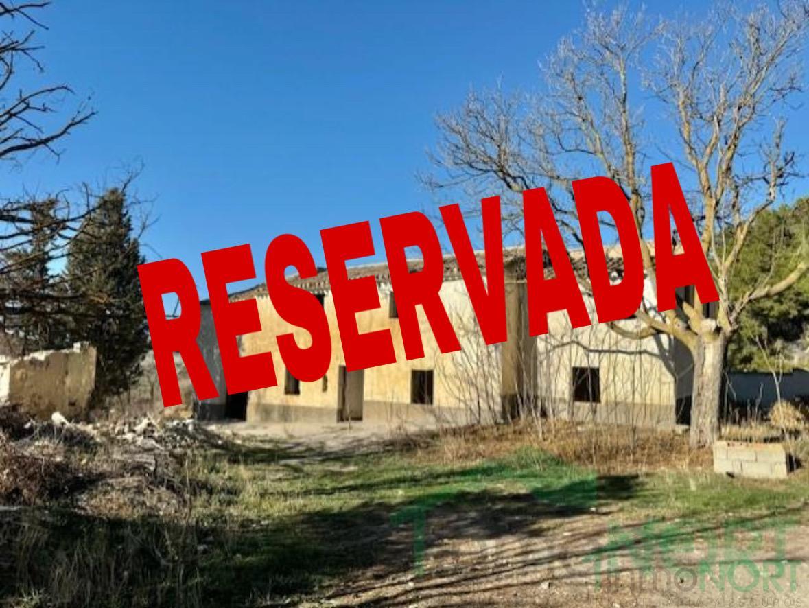 Venta de finca rústica en Caniles