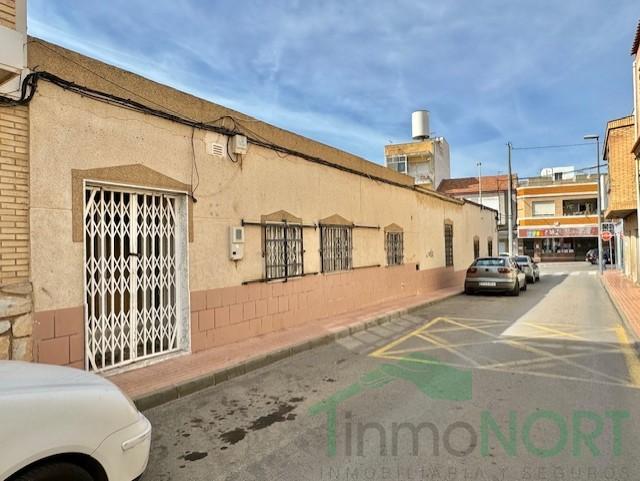 For sale of building in Cartagena