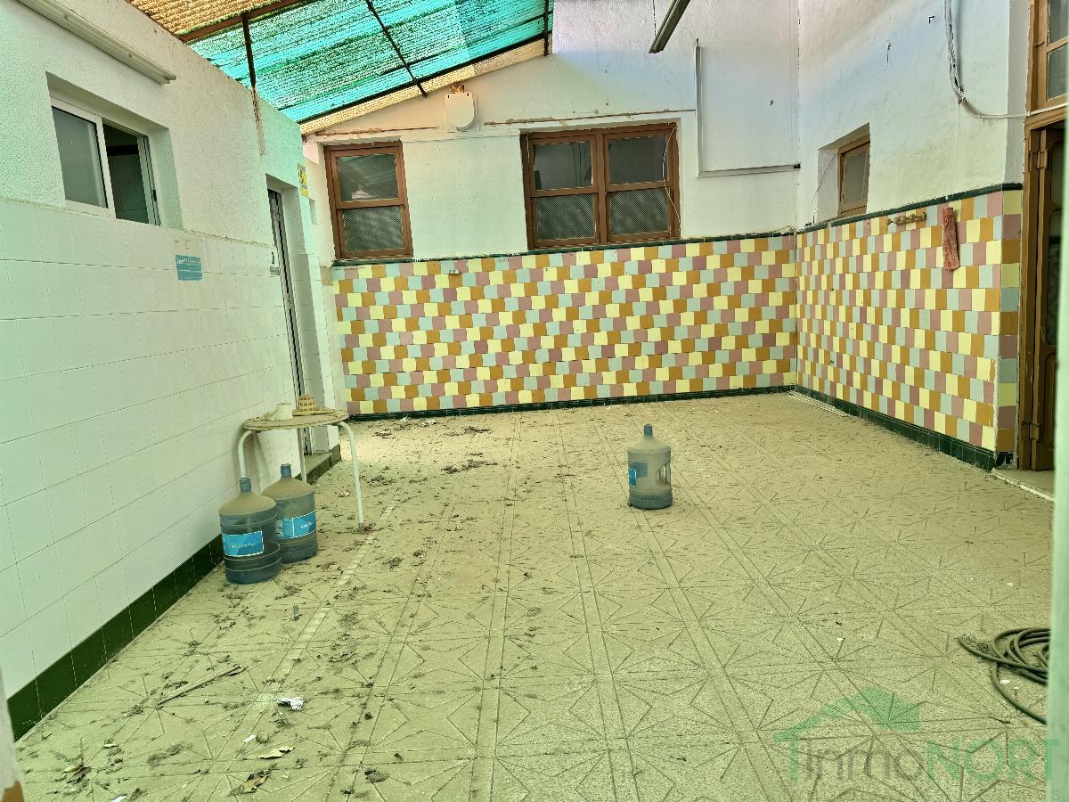 For sale of building in Cartagena