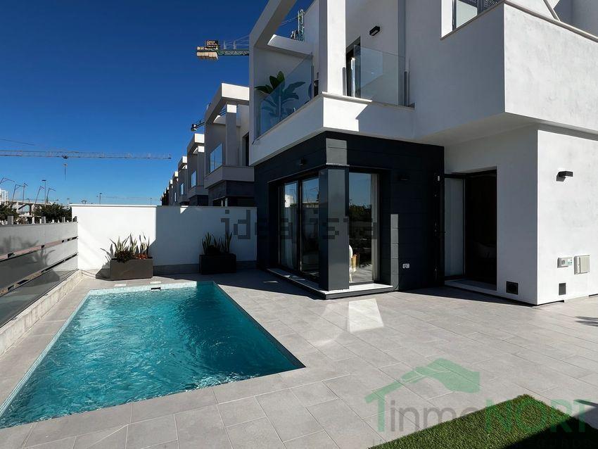 Venta de casa en Santiago de la Ribera