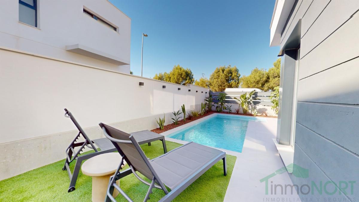 For sale of villa in San Javier