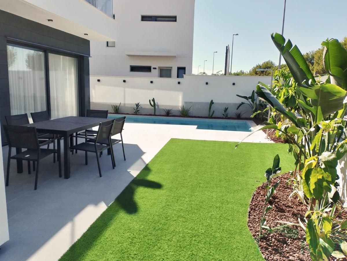 For sale of villa in San Javier