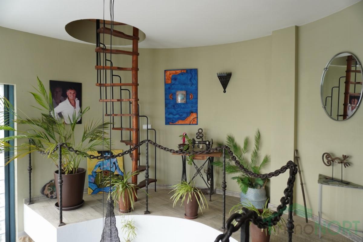 For sale of chalet in Alicante