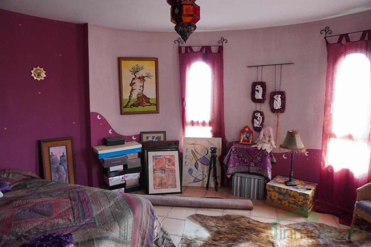For sale of chalet in Alicante