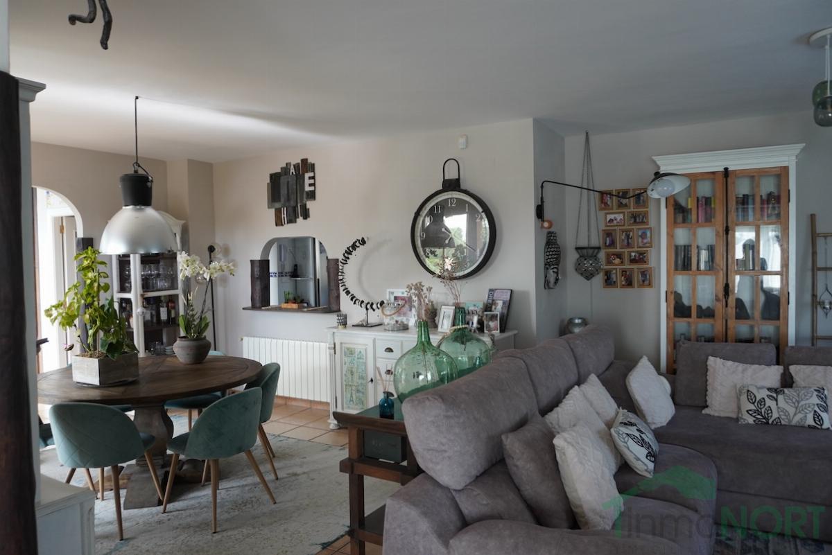 For sale of chalet in Alicante