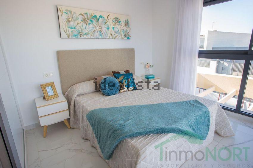 For sale of chalet in Torrevieja