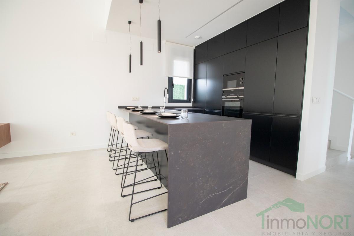 For sale of chalet in Benidorm