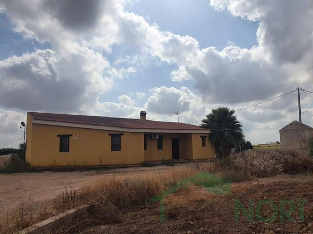 For sale of house in Fuente Álamo de Murcia