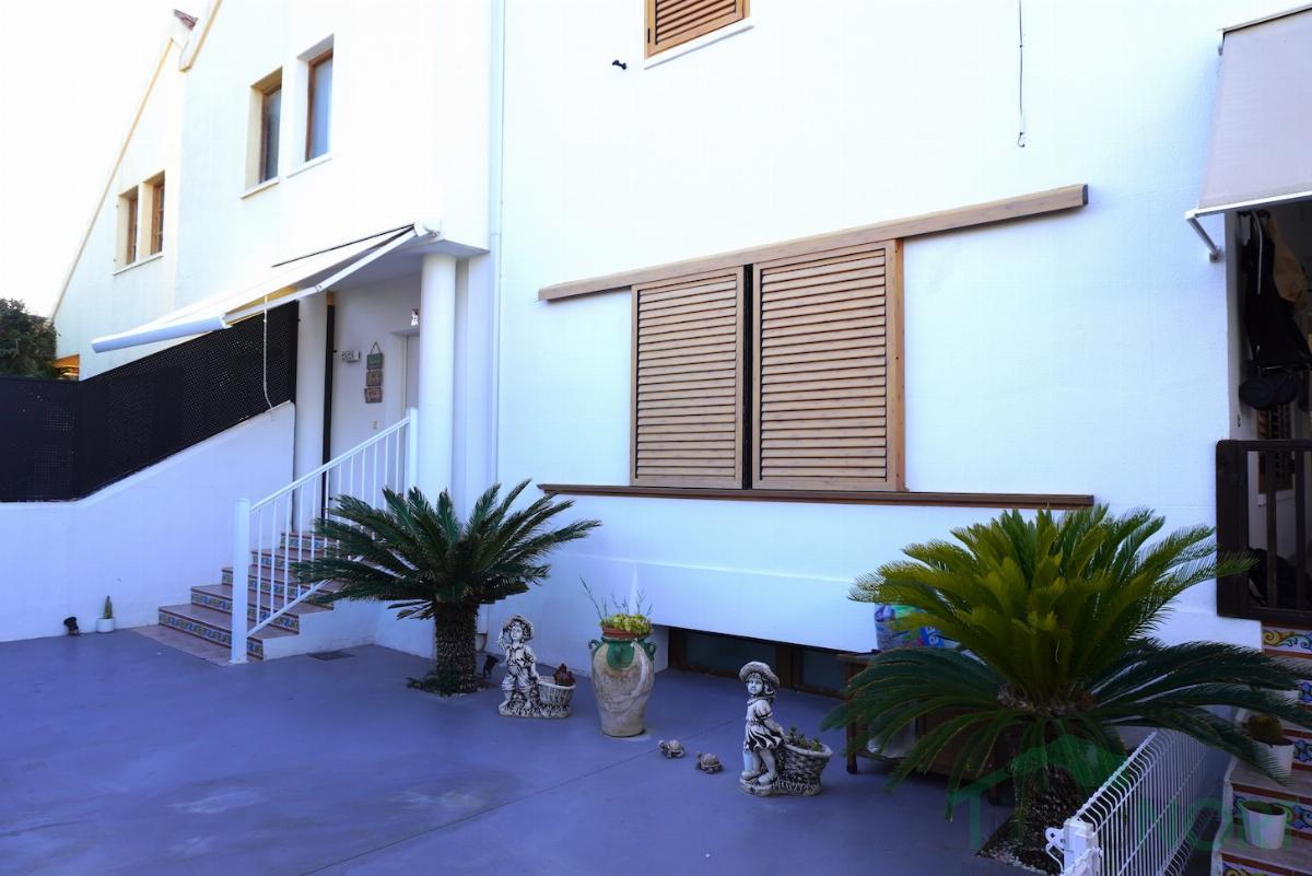 For sale of chalet in Elche-Elx