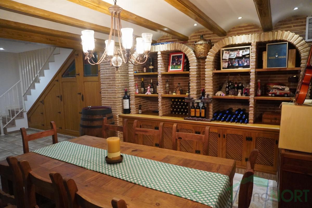 For sale of chalet in Elche-Elx