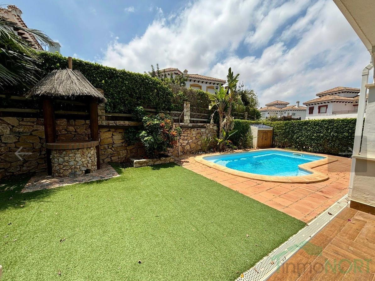 For sale of chalet in Murcia