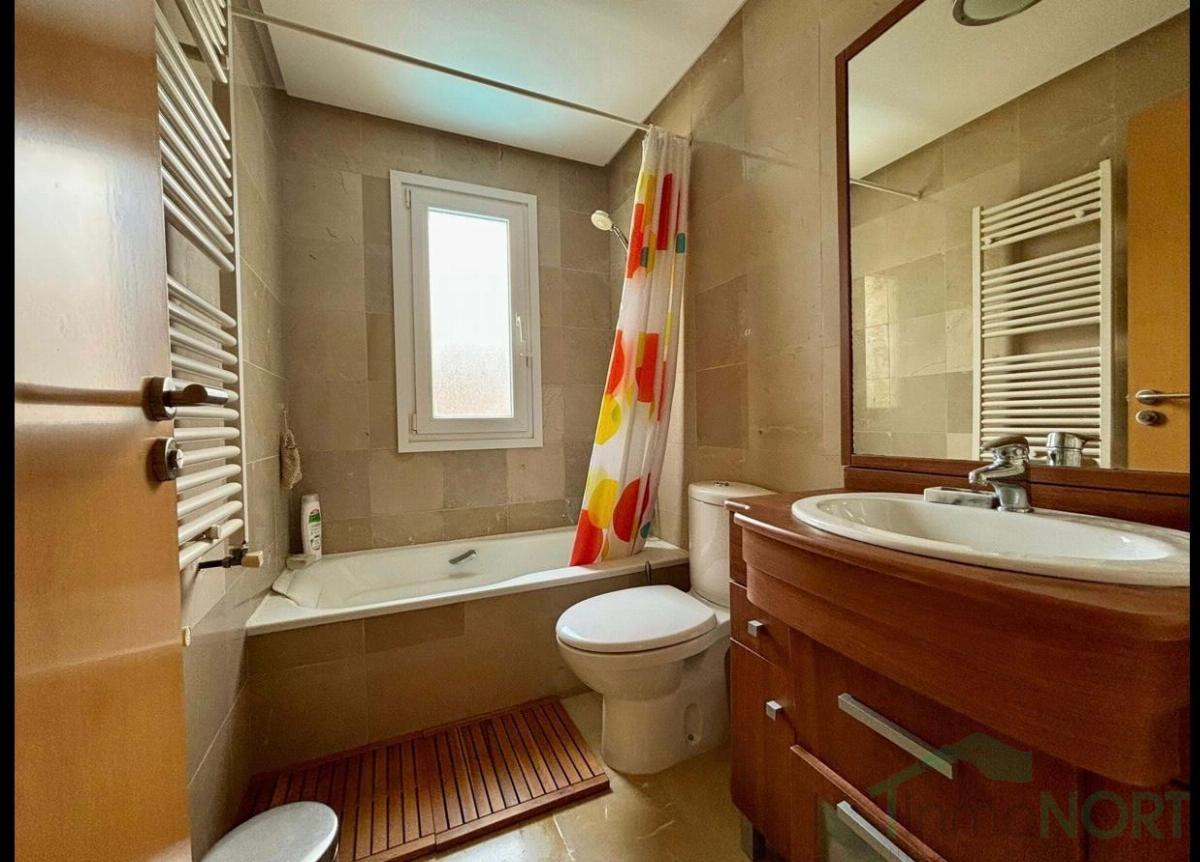 For sale of chalet in Murcia