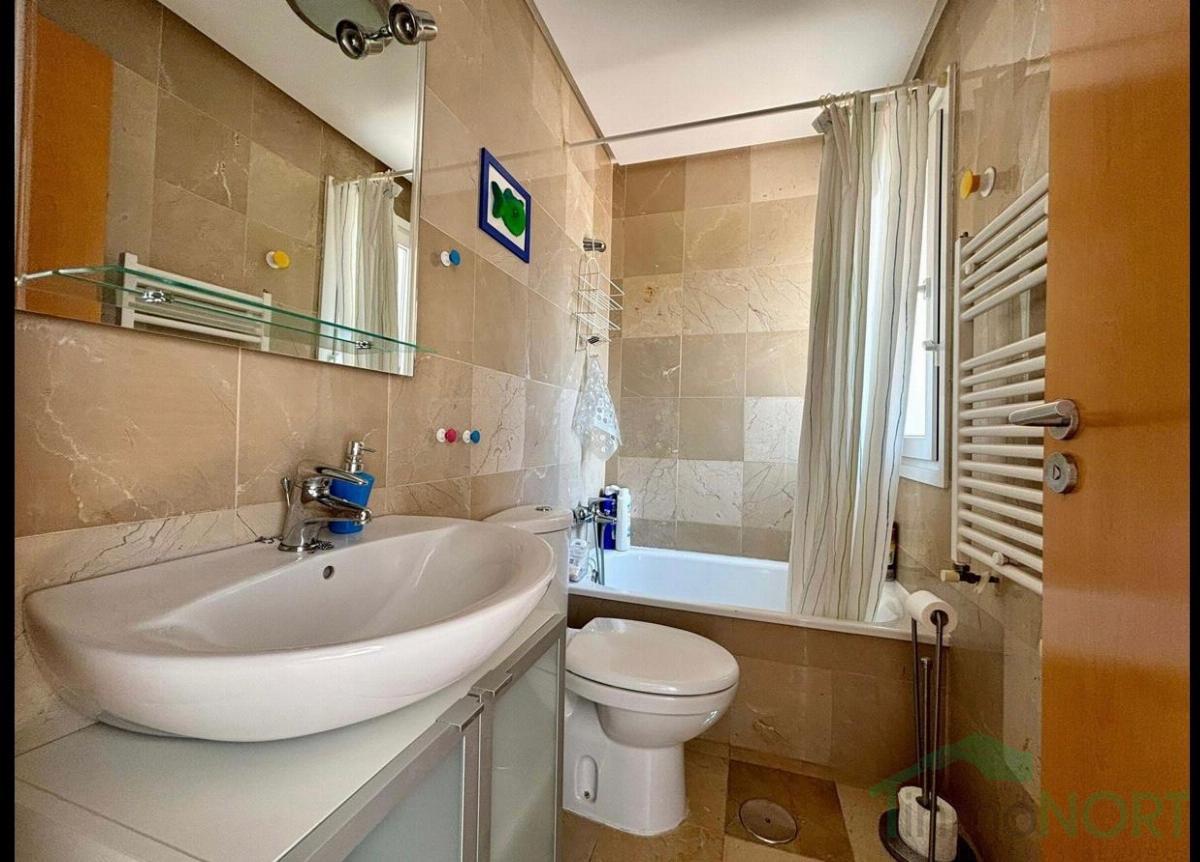 For sale of chalet in Murcia